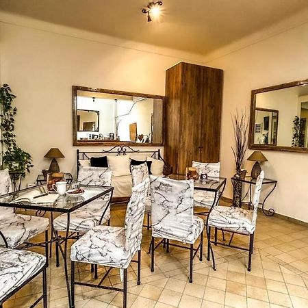 Central 9 Rooms Ermupoli Zewnętrze zdjęcie