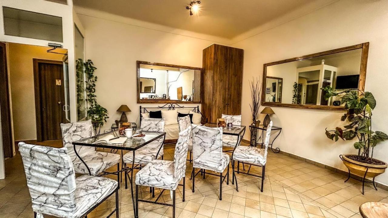 Central 9 Rooms Ermupoli Zewnętrze zdjęcie