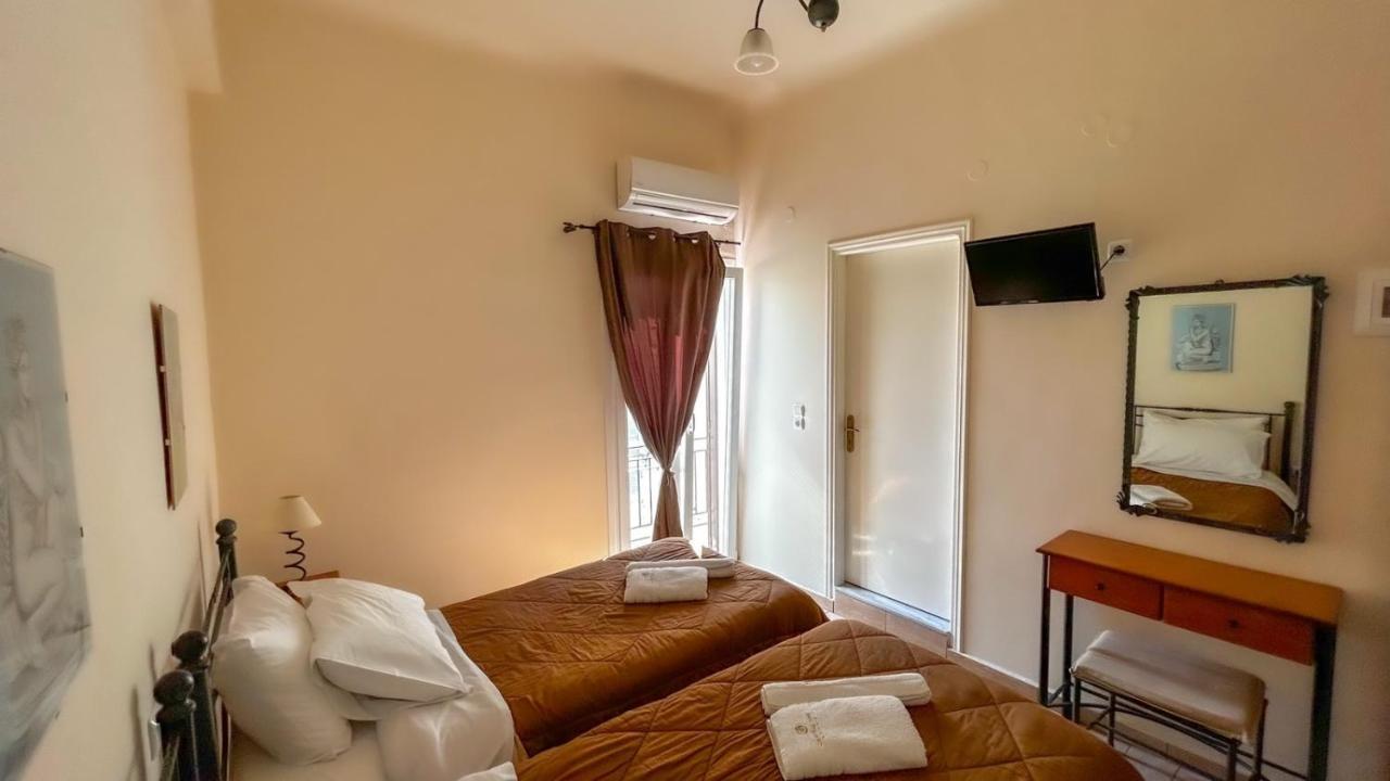 Central 9 Rooms Ermupoli Zewnętrze zdjęcie