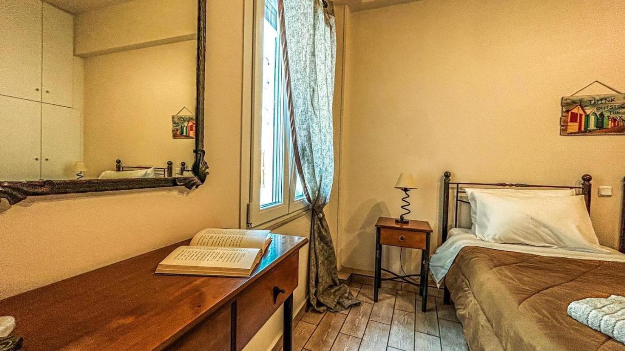 Central 9 Rooms Ermupoli Zewnętrze zdjęcie