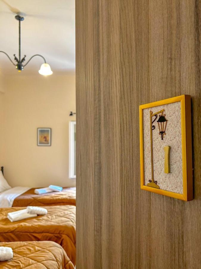 Central 9 Rooms Ermupoli Zewnętrze zdjęcie
