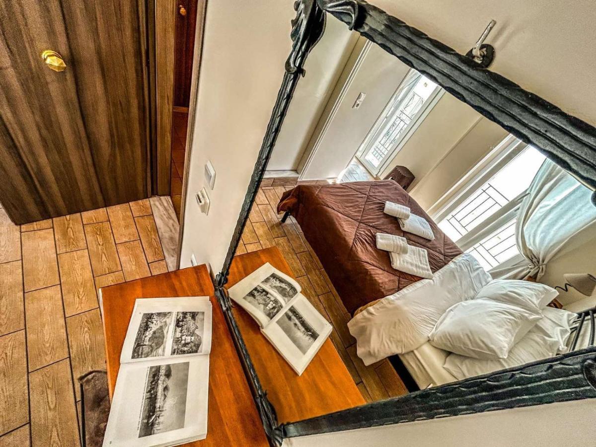 Central 9 Rooms Ermupoli Zewnętrze zdjęcie
